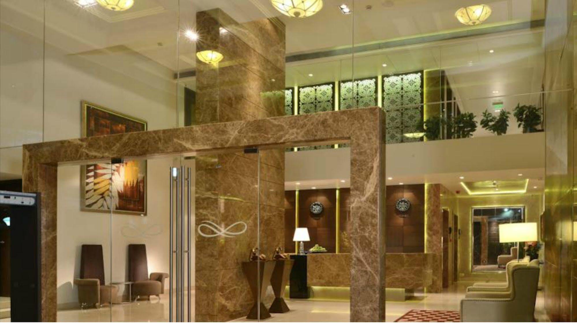 Residency Sarovar Portico Mumbai Exterior foto