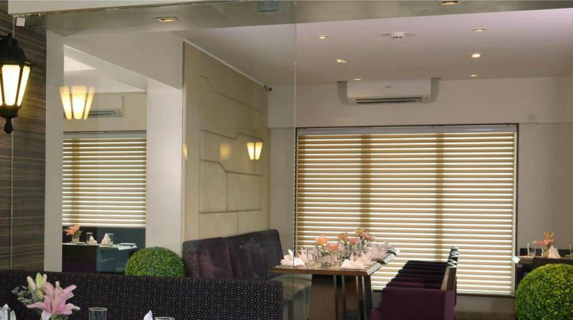 Residency Sarovar Portico Mumbai Exterior foto