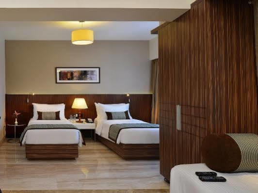 Residency Sarovar Portico Mumbai Exterior foto